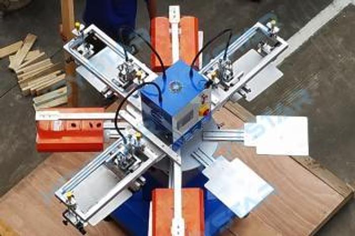 Automatic 3 Colors Screen Printing Machine For Printing T-shirts and Bags